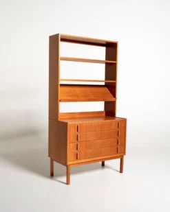 Bibliothèque en teck par Bertil Fridhagen pour Bodafors, années 1950/1960.
