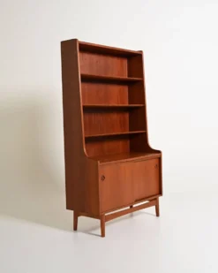 Bibliothèque en teck par Johannes Sorth pour Bornholms Møbelfabrik, années 1960.
