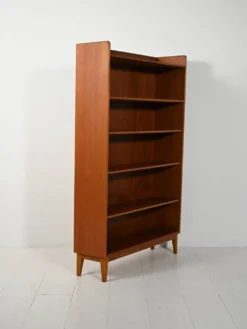 Bibliothèque en teck scandinave par Ferdinand Lundquist, années 1960.
