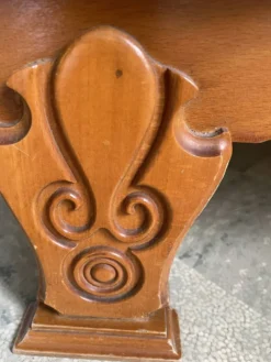 Bibliothèque et vitrine en chêne vintage