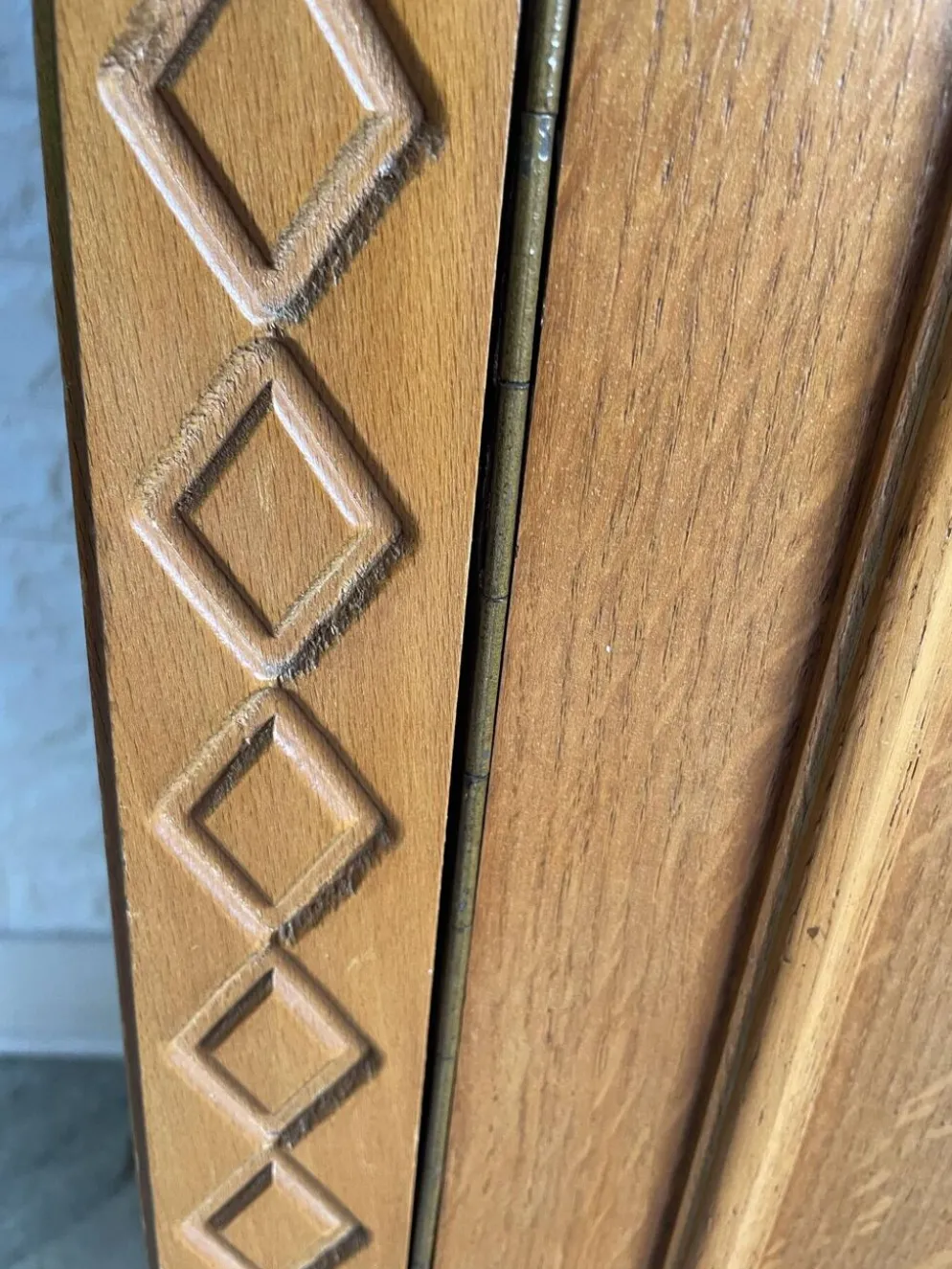 Bibliothèque et vitrine en chêne vintage