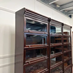 Bibliothèque Globe Wernicke classique en anglais