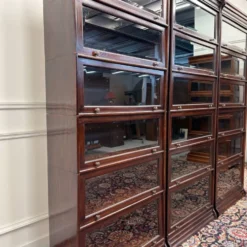 Bibliothèque Globe Wernicke classique en anglais