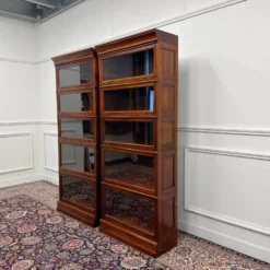 Bibliothèque Globe Wernicke classique en anglais
