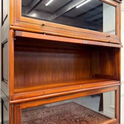 Bibliothèque Globe Wernicke classique en anglais