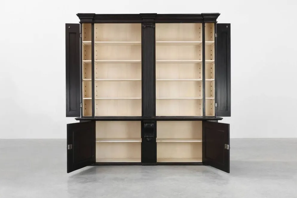 Bibliothèque haute noire du 20e siècle en MDF, Royaume-Uni