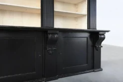 Bibliothèque haute noire du 20e siècle en MDF, Royaume-Uni