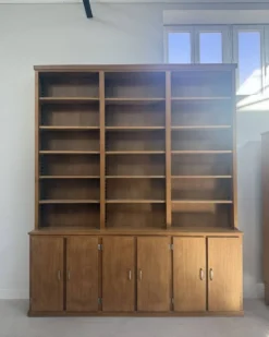 Bibliothèque mid-century en chêne (rénovée)