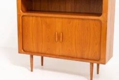 Bibliothèque par Svend Dyrlund avec portes tambour
