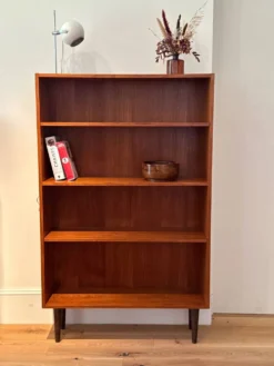 Bibliothèque scandinave vintage en teck « Liv »