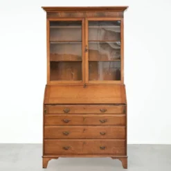 Bibliothèque/secrétaire en chêne anglais antique du XVIIIe siècle avec verre d'origine.