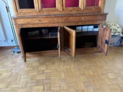 Bibliothèque sur buffet 2 corps, 4 portes