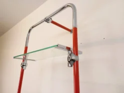 Bibliothèque étagère modulable style Bauhaus vintage en métal rouge, chrome