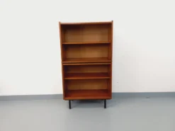 Bibliothèque étagère vintage en bois style teck des années 60