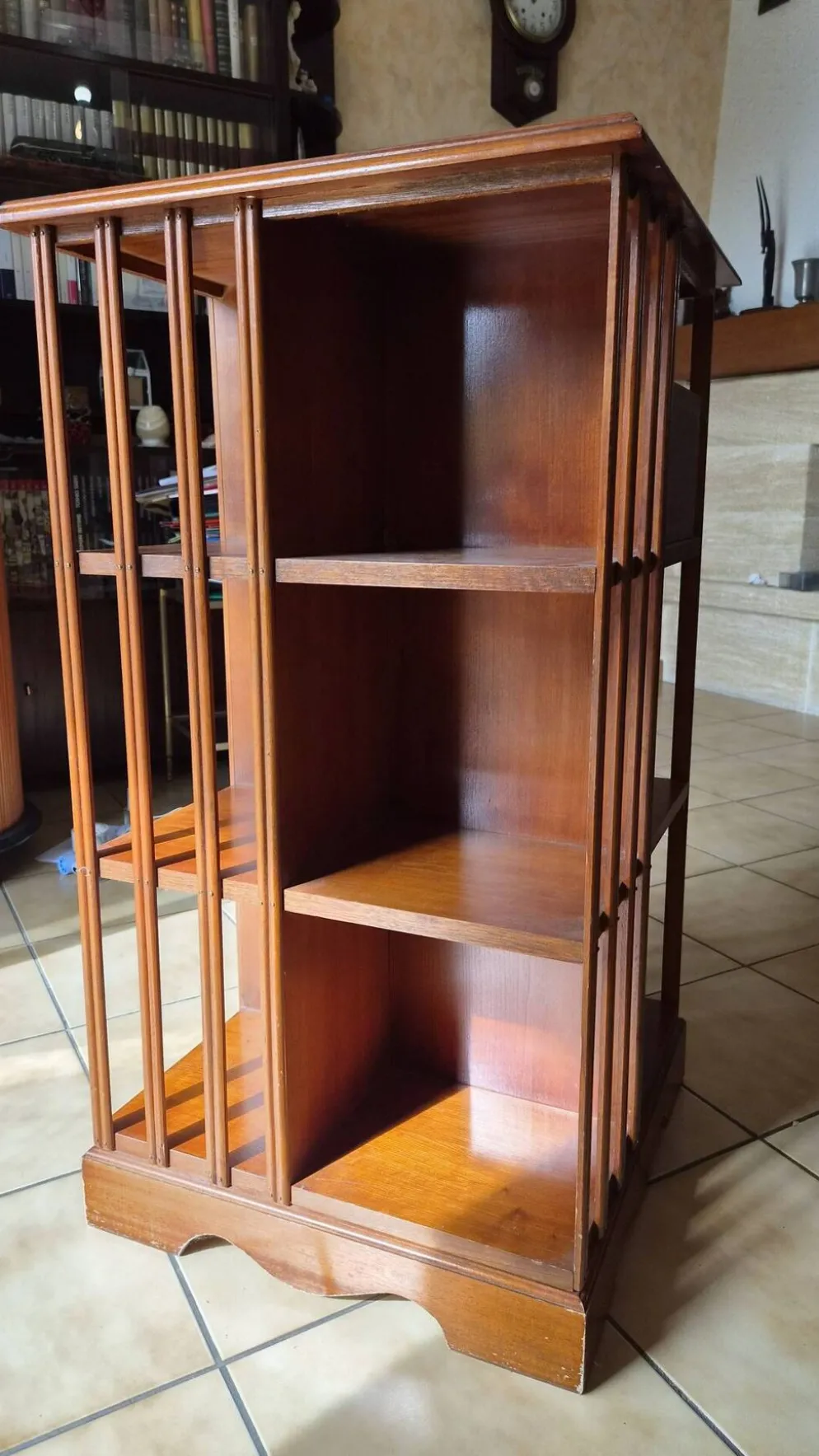 Bibliothèque tournante de style anglais - Plateau cuir vert doré