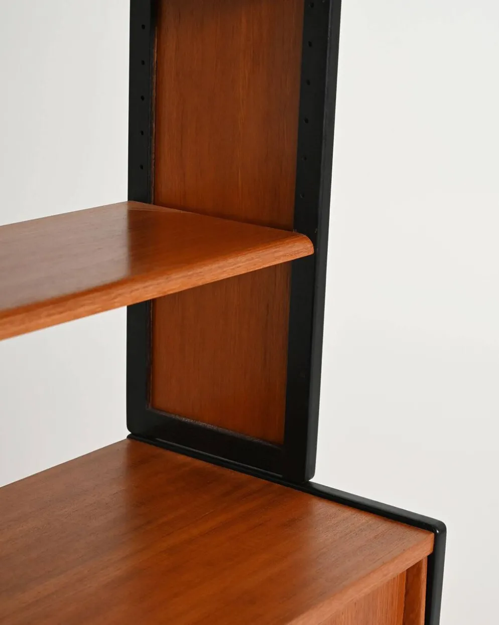 Bibliothèque "Variett" par Bertil Fridhagen pour Bodafors, années 1960.