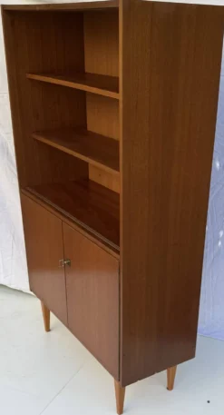 Bibliothèque vintage