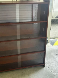 Bibliothèque vintage années 60 en bois , portes coulissantes en