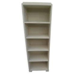 Bibliothèque vintage années 50 rénovée en beige.