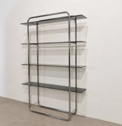 Bibliothèque vintage en chrome et verre fumé – Années 1970