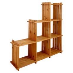 Bibliothèque vintage en pin pour escalier - Maison Regain style