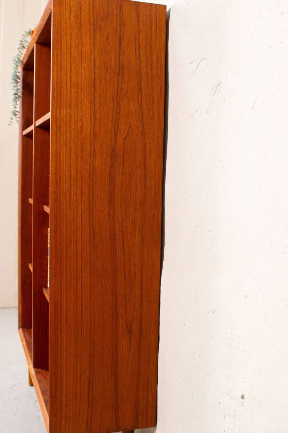 Bibliothèque vintage en teck danois highboard mid-century