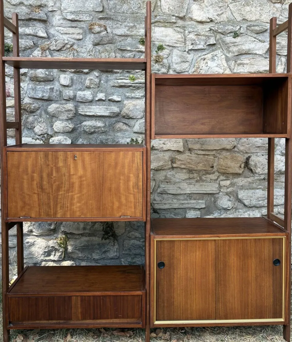 Bibliothèque Vintage Scandinave - Olaio, Portugal
