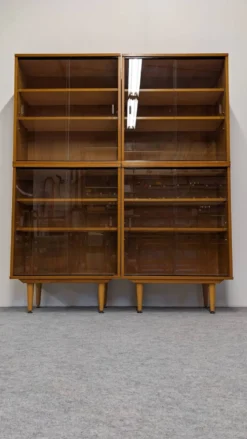 Bibliothèque vitrée 4 modules en chêne blond, France vers 1960
