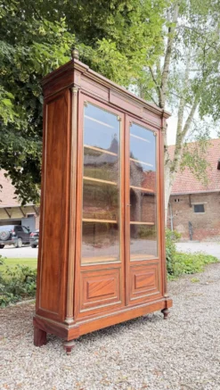BIBLIOTHÈQUE VITRINE EN ACAJOU DE STYLE LOUIS XVI XIX EME SIÈCLE