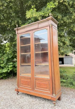 BIBLIOTHÈQUE VITRINE EN ACAJOU DE STYLE LOUIS XVI XIX EME SIÈCLE