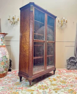 Bibliothèque, vitrine en acajou moucheté de style louis xvi xix eme si