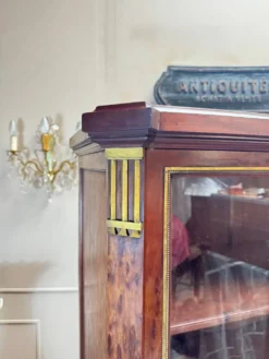 Bibliothèque, vitrine en acajou moucheté de style louis xvi xix eme si