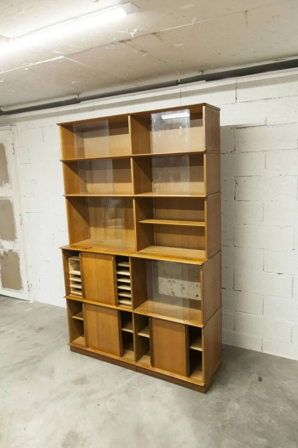 Bibliothèque vitrine Oscar par Didier Rozaffy , 1952