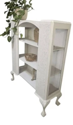 Bibliothèque / vitrine patinée
