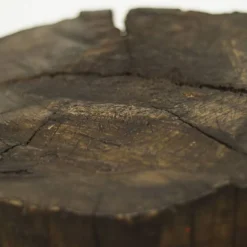 Bloc de découpe / piédestal en chêne Wabi Sabi primitif