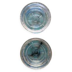 2 blocs de verre signés Diam. 10 cm Hauteur 5 cm