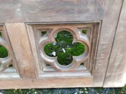 Boiserie claustra style gothique