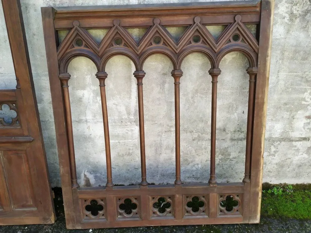 Boiserie claustra style gothique