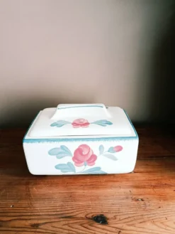 Boite a biscuits en Faïence de Salins