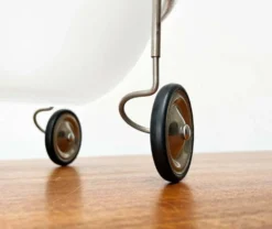 Bol de fruits néerlandais postmodernes sur roues par Arnout Visser Droog pour Designum, années 1990.