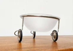 Bol de fruits néerlandais postmodernes sur roues par Arnout Visser Droog pour Designum, années 1990.