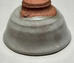 Bol de matcha — chawan en porcelaine Hagi par Issai Saito