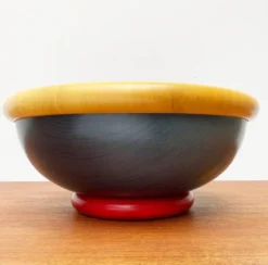 Bol en bois italien postmoderne par Pietro Manzoni