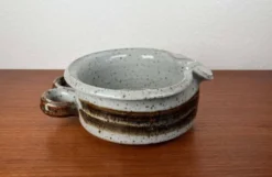 Bol en céramique de studio danoise de style mid-century moderne par Jette Andersen Keramik, années 1960.