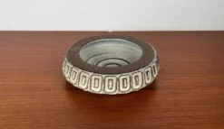 Bol en céramique de studio danois de style mid-century moderne par Helge Bjufstrøm pour Michael Andersen Keramik, Bornholm, années 1960.