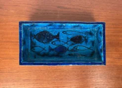 Bol en céramique de studio en forme de poisson Pesce de style mid-century moderne par Aldo Londi pour Bitossi, Italie, années 1960.