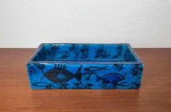 Bol en céramique de studio en forme de poisson Pesce de style mid-century moderne par Aldo Londi pour Bitossi, Italie, années 1960.