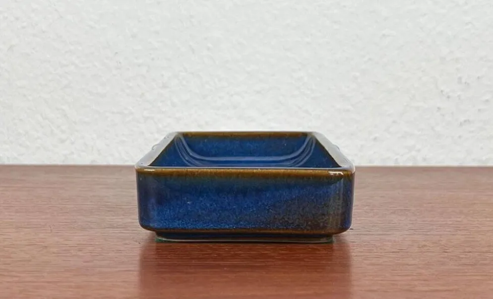 Bol en céramique de studio modèle 3319 danois du milieu du siècle par Einar Johansen pour Søholm, années 1960.
