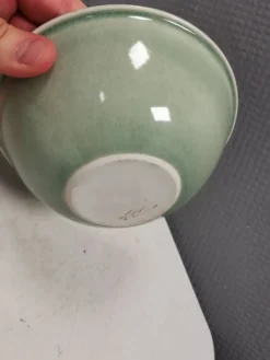 Bol en porcelaine de style danois des années 50 par Poul Erik Eliasen, années 1980.