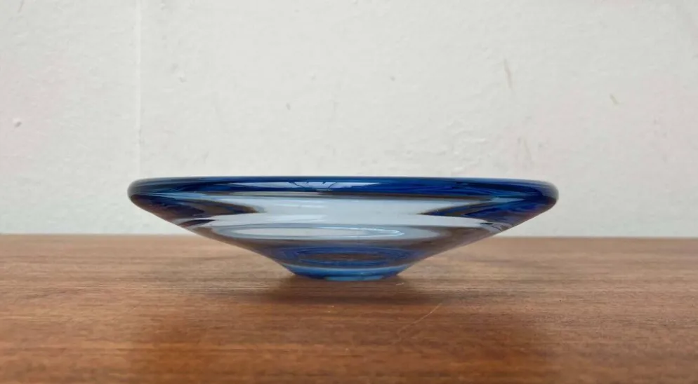 Bol en verre danois de style mid-century moderne par Per Lütken pour Holmegaard, années 1960.